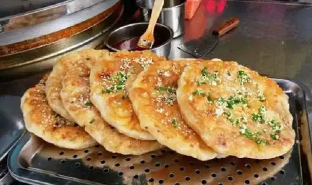 图片[7]-正宗土家公婆饼技术配方教程【视频+文字】摆摊小吃和面调陷酱料制作技术商用【电商热销450】-暗冰资源网