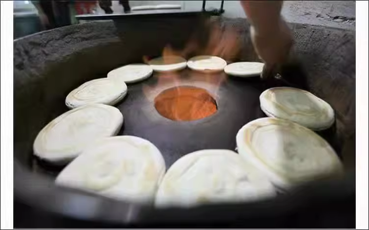 图片[5]-老潼关肉夹馍视频教程秘制卤肉料调料配方腊汁肉夹馍技术小吃配方【电商热销612】-暗冰资源网